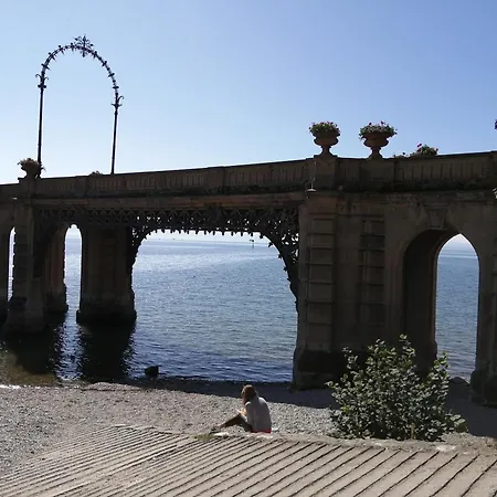 Annette's Luxuswohnung Am Stadtpark * フリードリヒスハーフェン