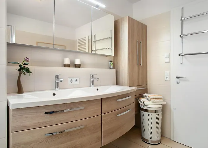 Annette's Luxuswohnung Am Stadtpark Appartement *